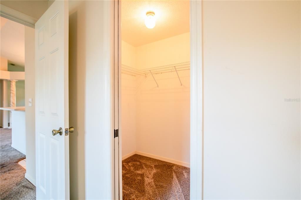 На продажу: $285,900 (3 спален, 2 ванн, 1304 Квадратных фут)