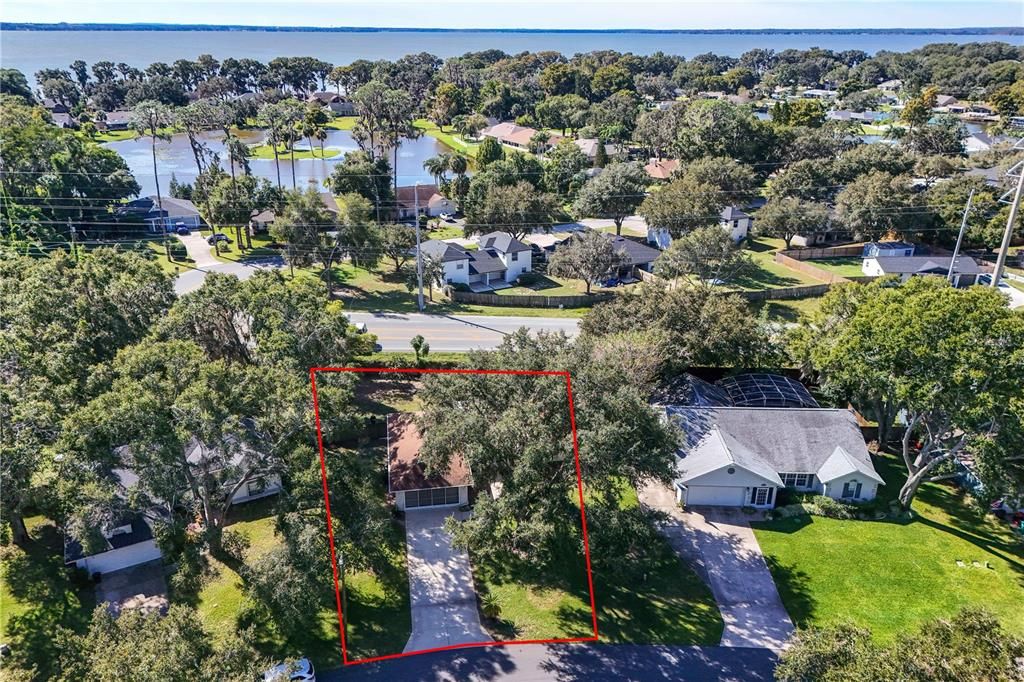 На продажу: $285,900 (3 спален, 2 ванн, 1304 Квадратных фут)