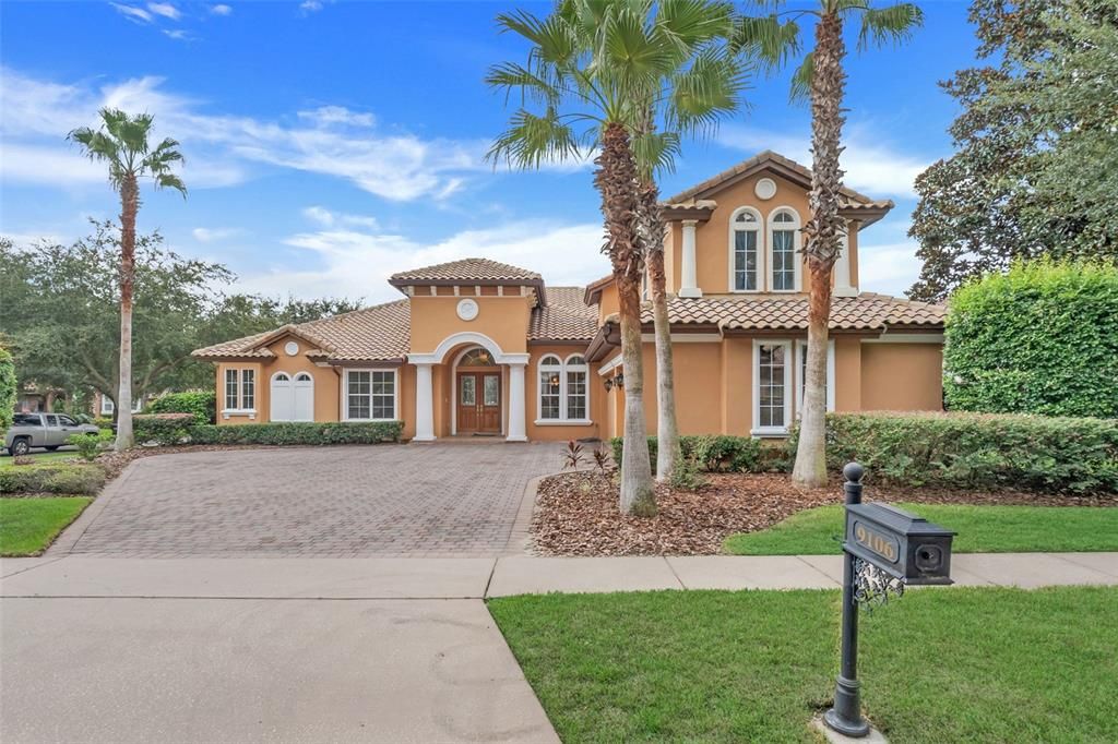 For Sale: $915,000 (5 beds, 4 baths, 3610 Square Feet)