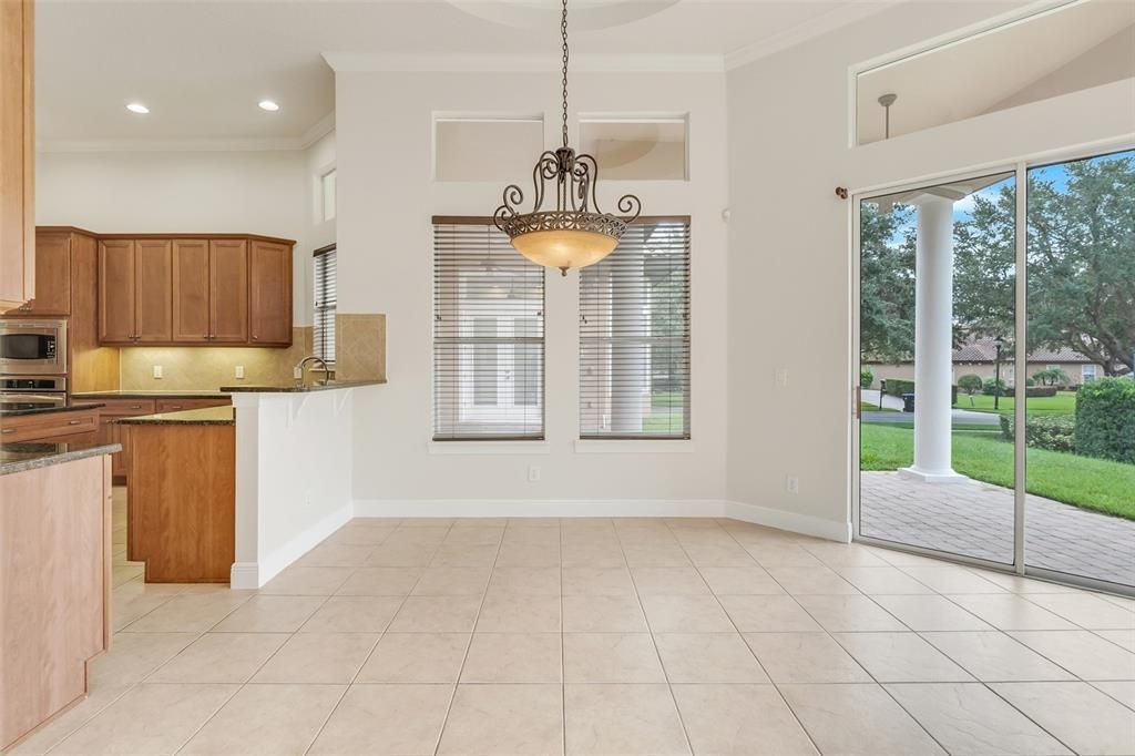 For Sale: $915,000 (5 beds, 4 baths, 3610 Square Feet)