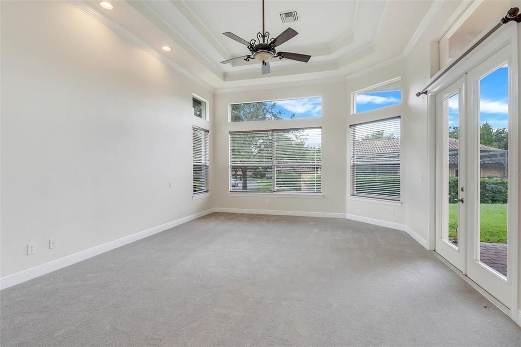 For Sale: $915,000 (5 beds, 4 baths, 3610 Square Feet)