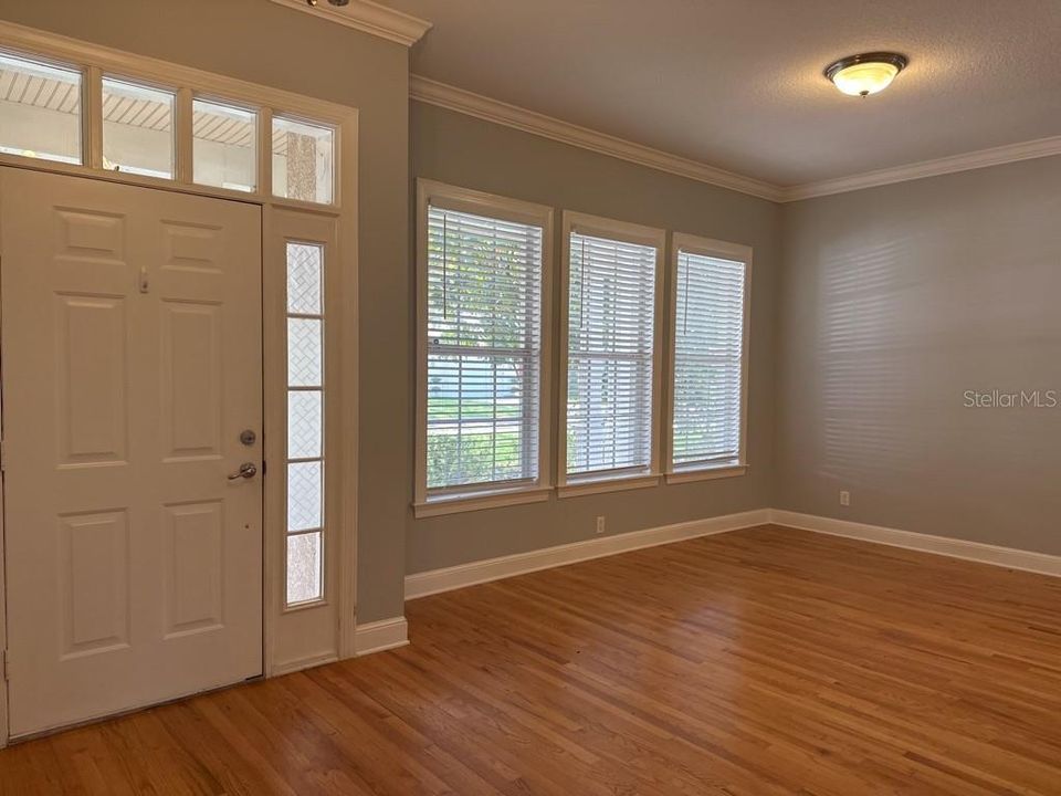 For Rent: $6,800 (4 beds, 3 baths, 3206 Square Feet)