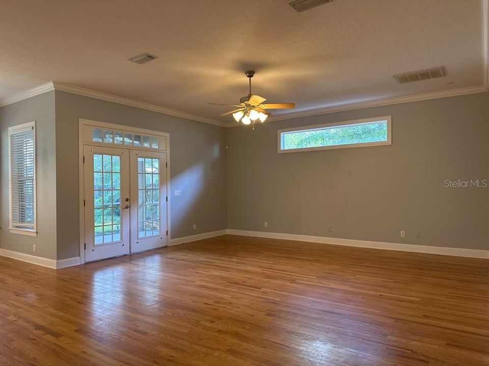 For Rent: $6,800 (4 beds, 3 baths, 3206 Square Feet)