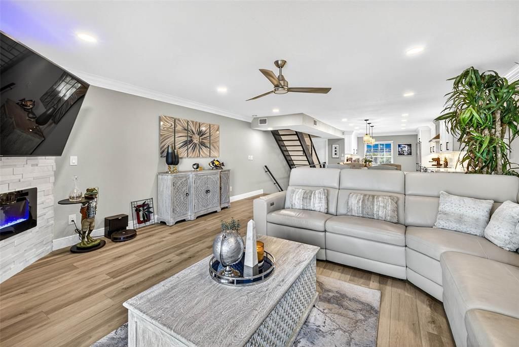 En Venta: $599,000 (2 camas, 2 baños, 1475 Pies cuadrados)