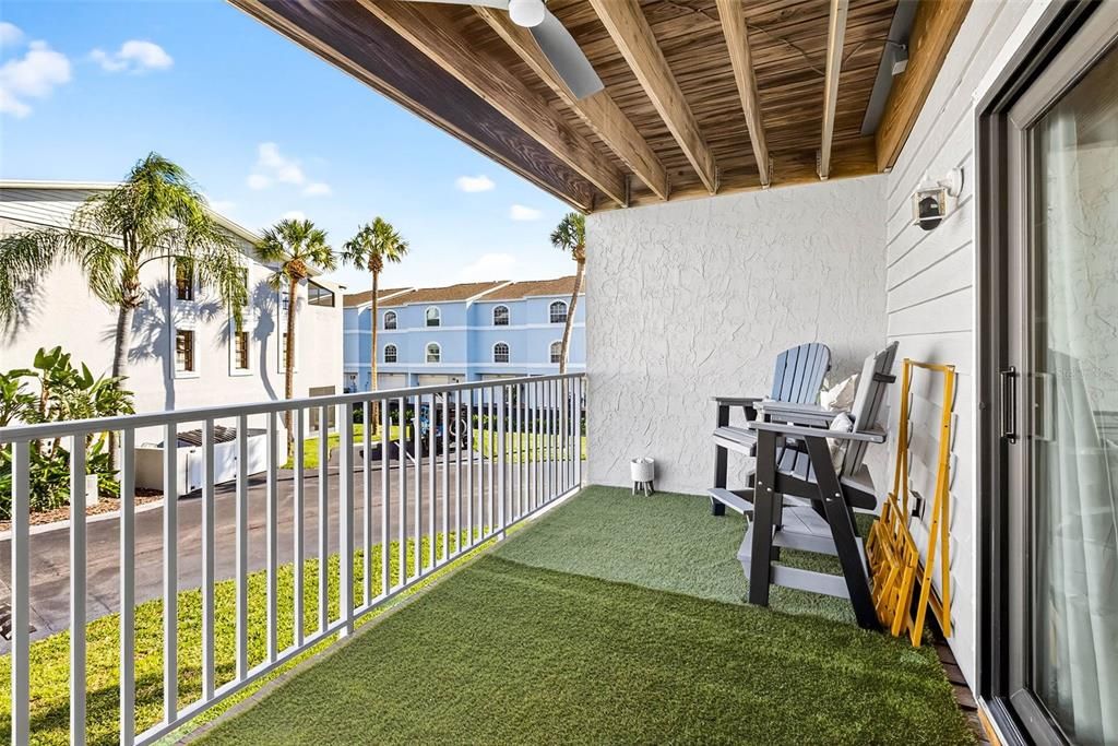 En Venta: $599,000 (2 camas, 2 baños, 1475 Pies cuadrados)