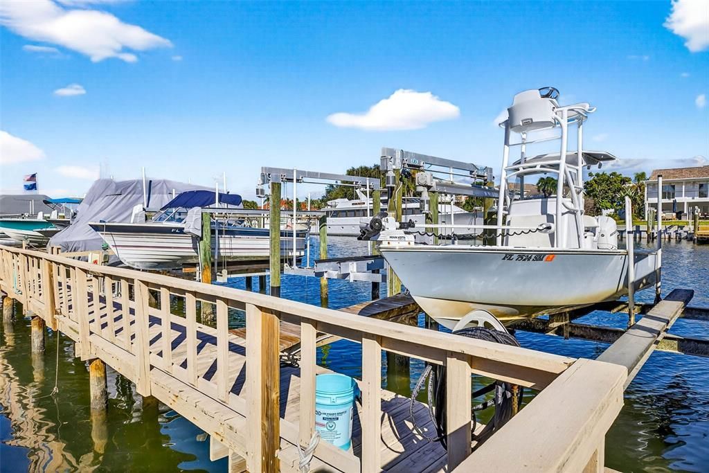 En Venta: $599,000 (2 camas, 2 baños, 1475 Pies cuadrados)