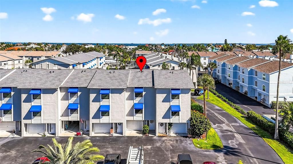 En Venta: $599,000 (2 camas, 2 baños, 1475 Pies cuadrados)