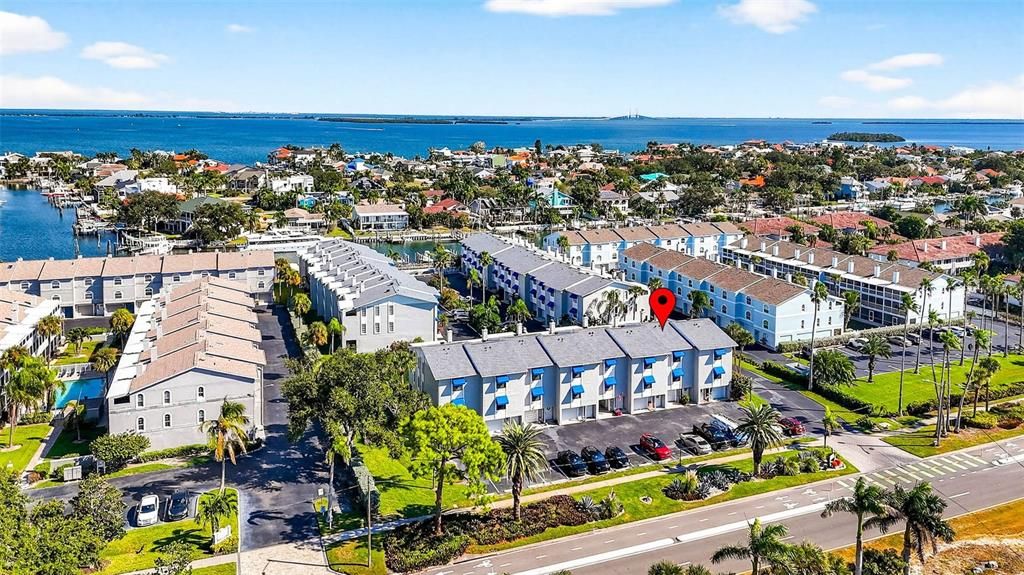 En Venta: $599,000 (2 camas, 2 baños, 1475 Pies cuadrados)