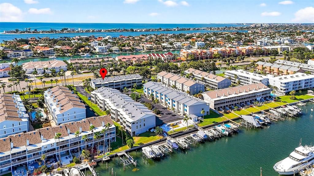 En Venta: $599,000 (2 camas, 2 baños, 1475 Pies cuadrados)