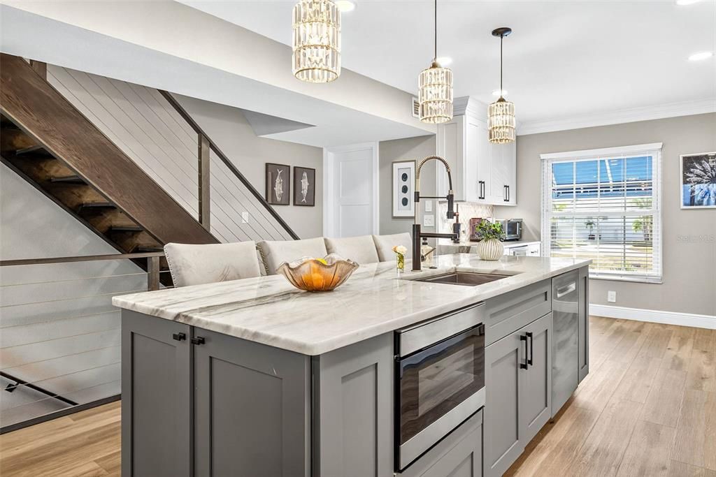 En Venta: $599,000 (2 camas, 2 baños, 1475 Pies cuadrados)