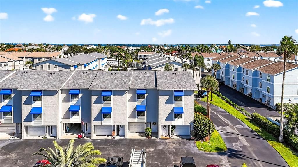 En Venta: $599,000 (2 camas, 2 baños, 1475 Pies cuadrados)