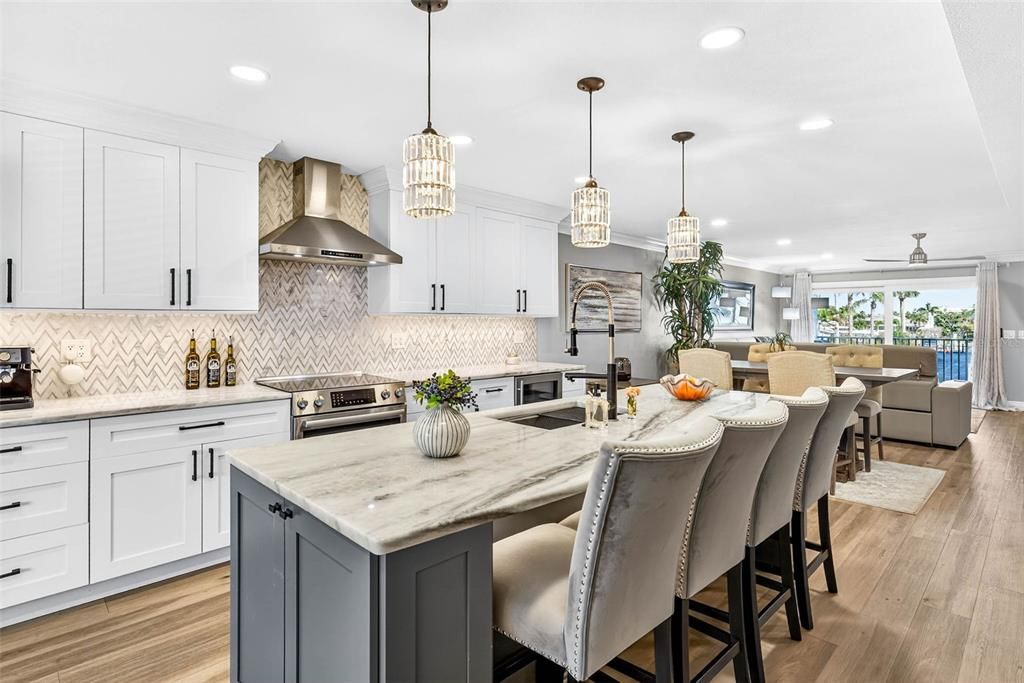 En Venta: $599,000 (2 camas, 2 baños, 1475 Pies cuadrados)