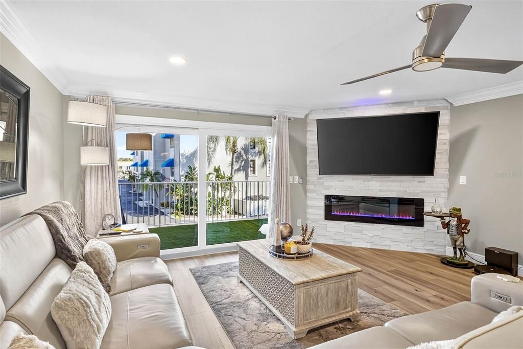 En Venta: $599,000 (2 camas, 2 baños, 1475 Pies cuadrados)