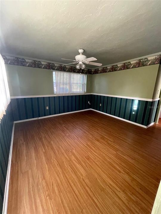 待售: $272,900 (3 贝兹, 2 浴室, 1406 平方英尺)