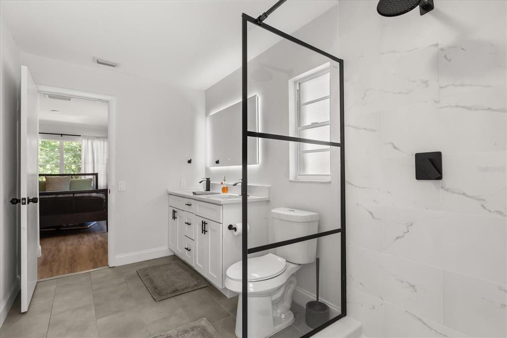 Active With Contract: $715,000 (5 beds, 3 baths, 2634 Square Feet)