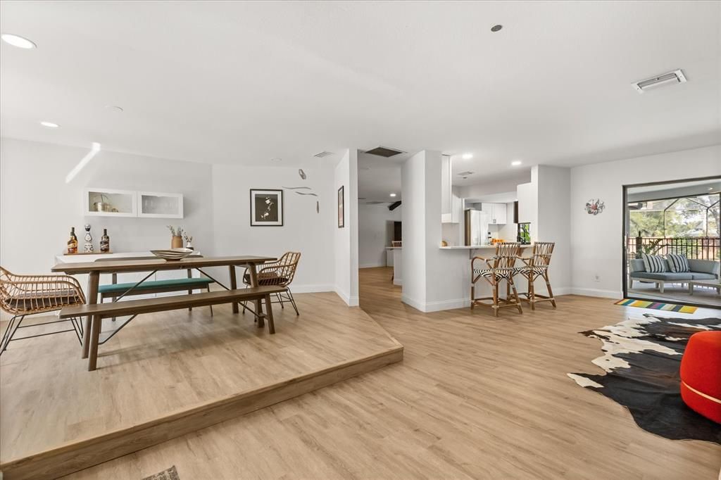 Active With Contract: $715,000 (5 beds, 3 baths, 2634 Square Feet)