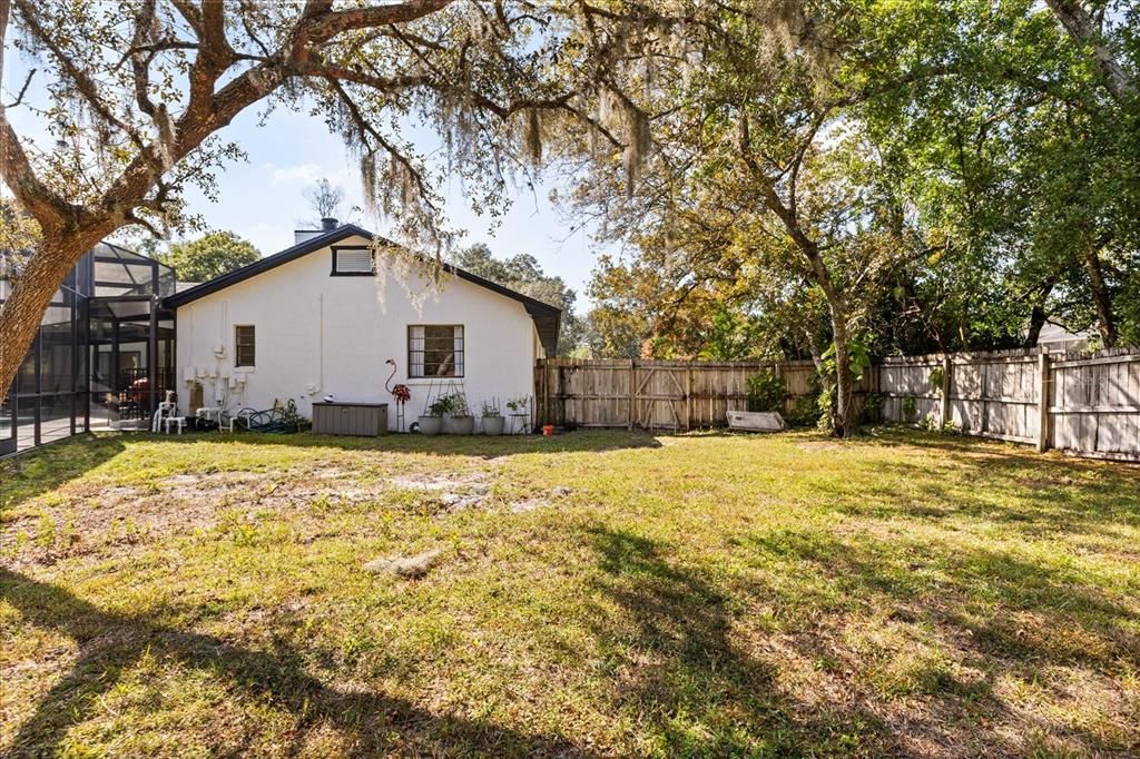 Active With Contract: $715,000 (5 beds, 3 baths, 2634 Square Feet)