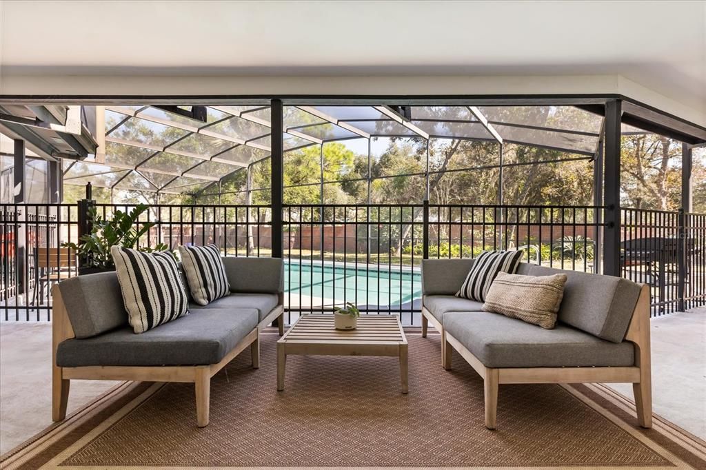 Active With Contract: $715,000 (5 beds, 3 baths, 2634 Square Feet)