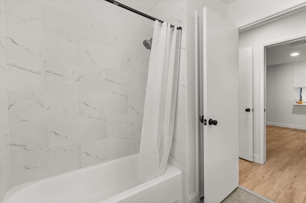 Active With Contract: $715,000 (5 beds, 3 baths, 2634 Square Feet)