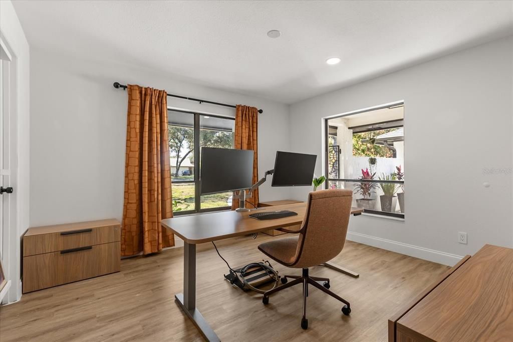 Active With Contract: $715,000 (5 beds, 3 baths, 2634 Square Feet)