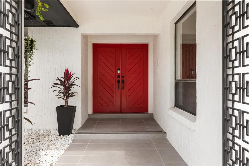 Active With Contract: $715,000 (5 beds, 3 baths, 2634 Square Feet)