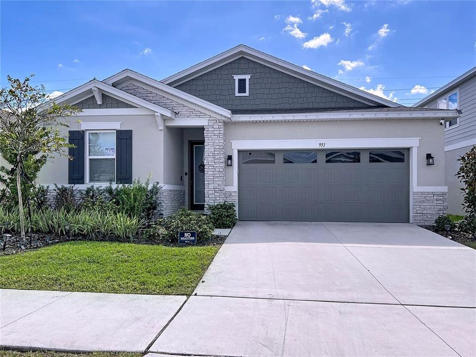 Recently Rented: $2,200 (4 beds, 2 baths, 1928 Square Feet)