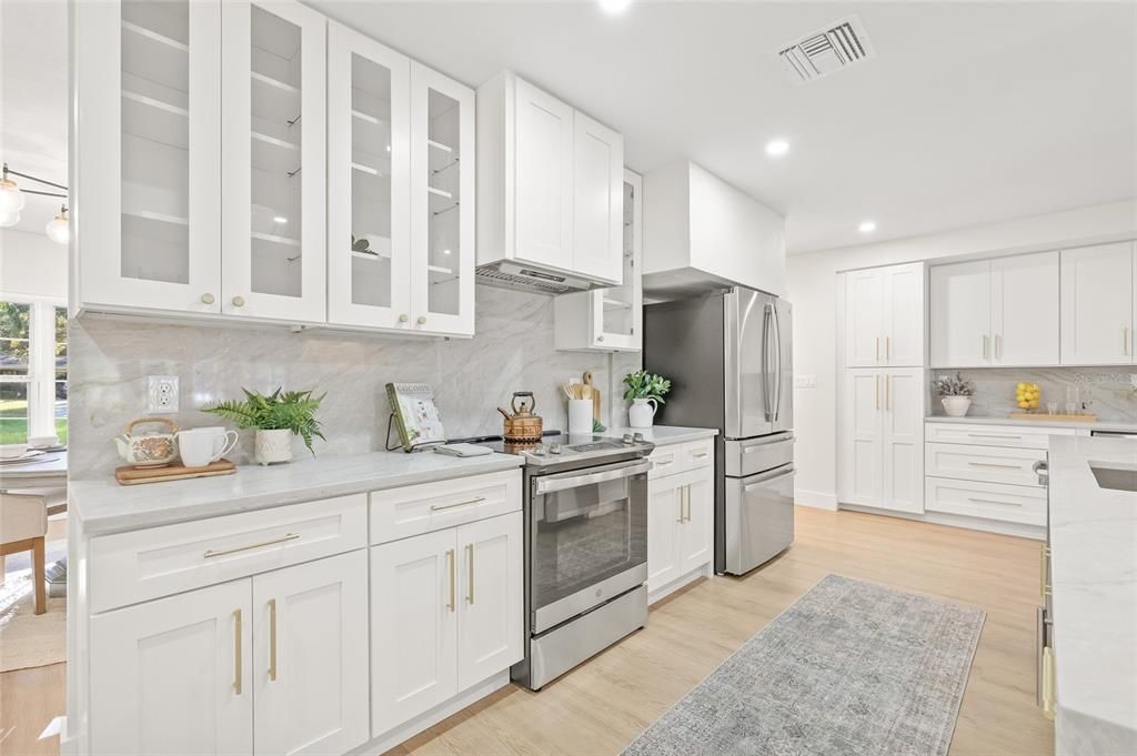 На продажу: $1,100,000 (4 спален, 3 ванн, 3738 Квадратных фут)