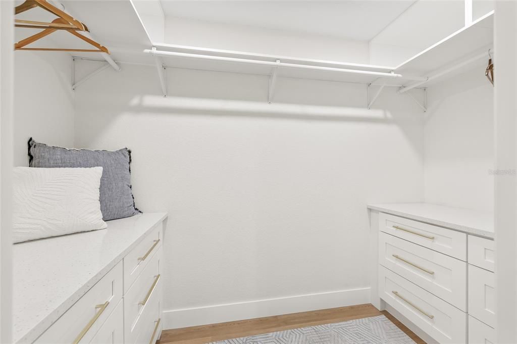 На продажу: $1,100,000 (4 спален, 3 ванн, 3738 Квадратных фут)