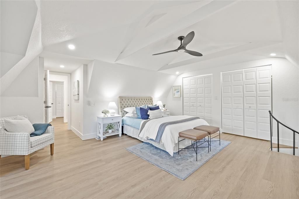 На продажу: $1,100,000 (4 спален, 3 ванн, 3738 Квадратных фут)