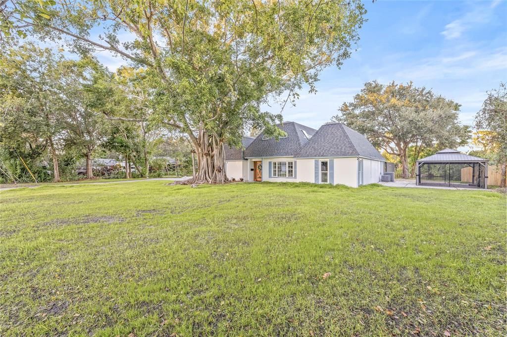 На продажу: $1,100,000 (4 спален, 3 ванн, 3738 Квадратных фут)