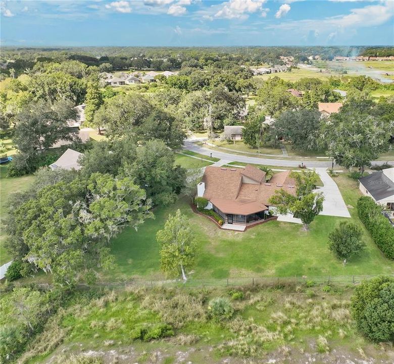 合同活跃: $549,900 (4 贝兹, 3 浴室, 2940 平方英尺)