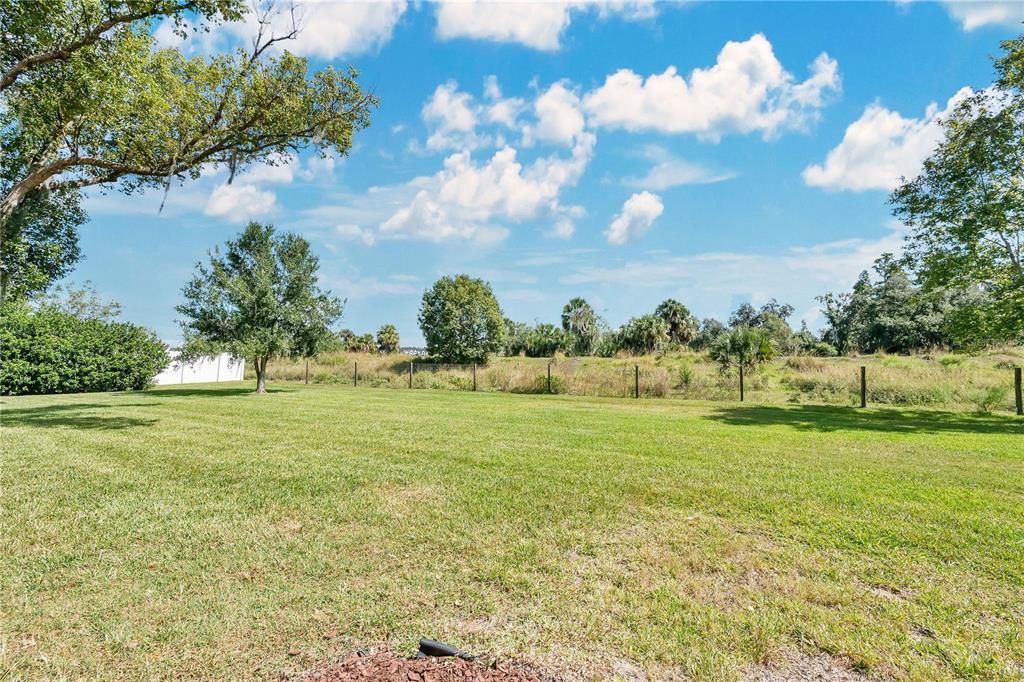 合同活跃: $549,900 (4 贝兹, 3 浴室, 2940 平方英尺)