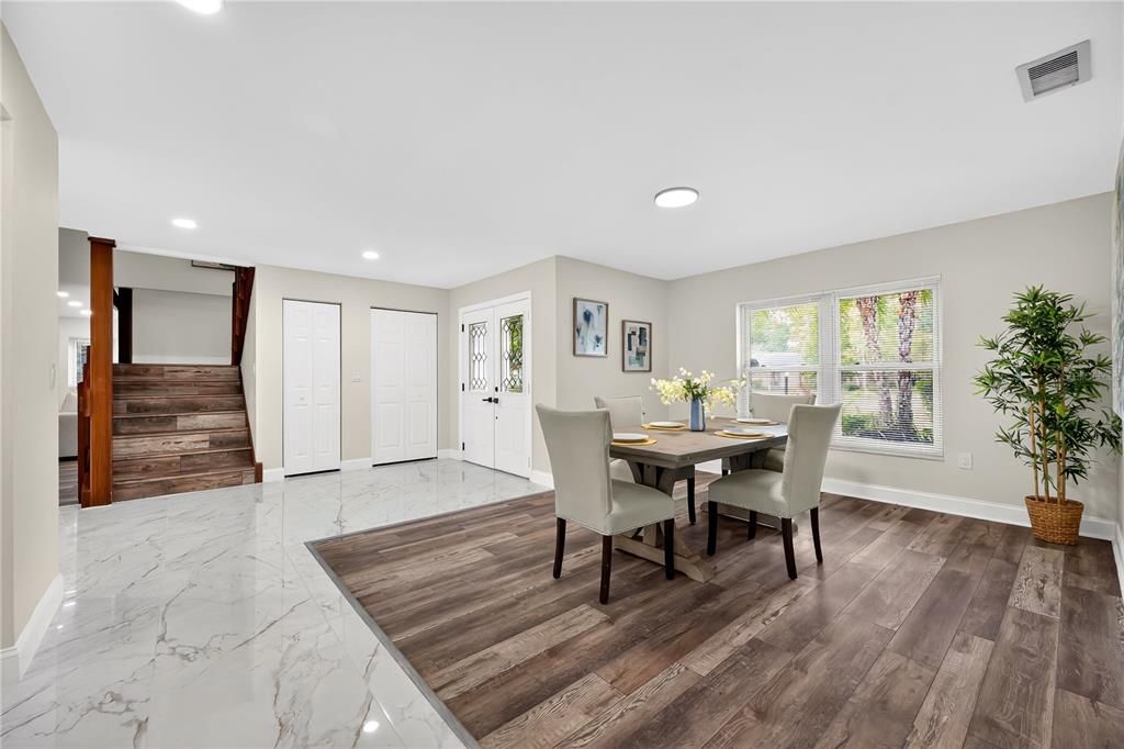 合同活跃: $549,900 (4 贝兹, 3 浴室, 2940 平方英尺)