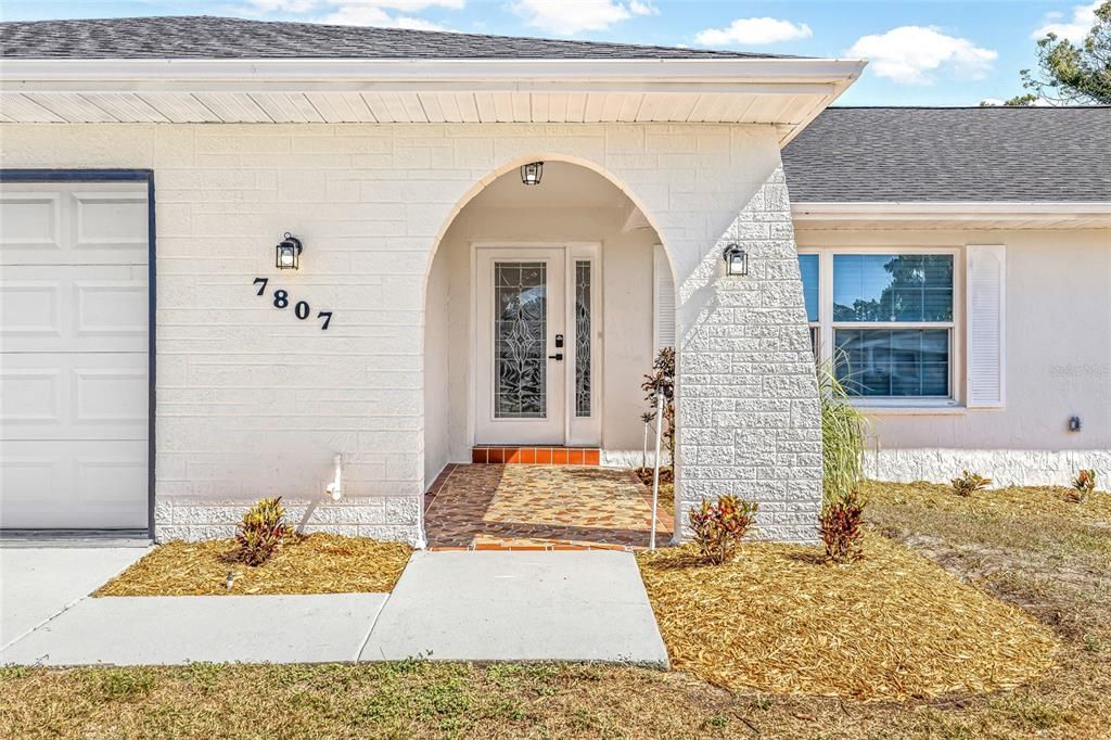 For Sale: $339,900 (4 beds, 2 baths, 1845 Square Feet)