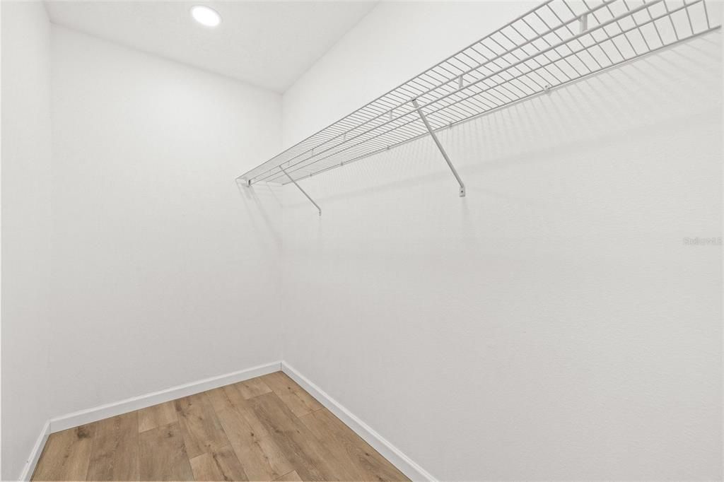 For Sale: $339,900 (4 beds, 2 baths, 1845 Square Feet)