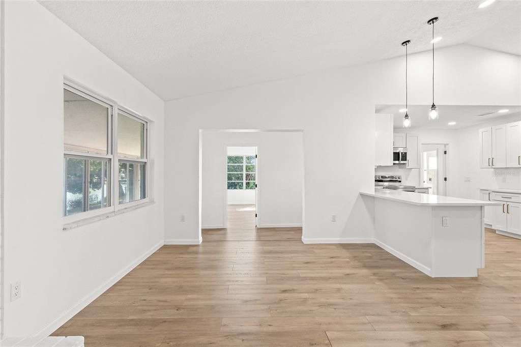 For Sale: $339,900 (4 beds, 2 baths, 1845 Square Feet)