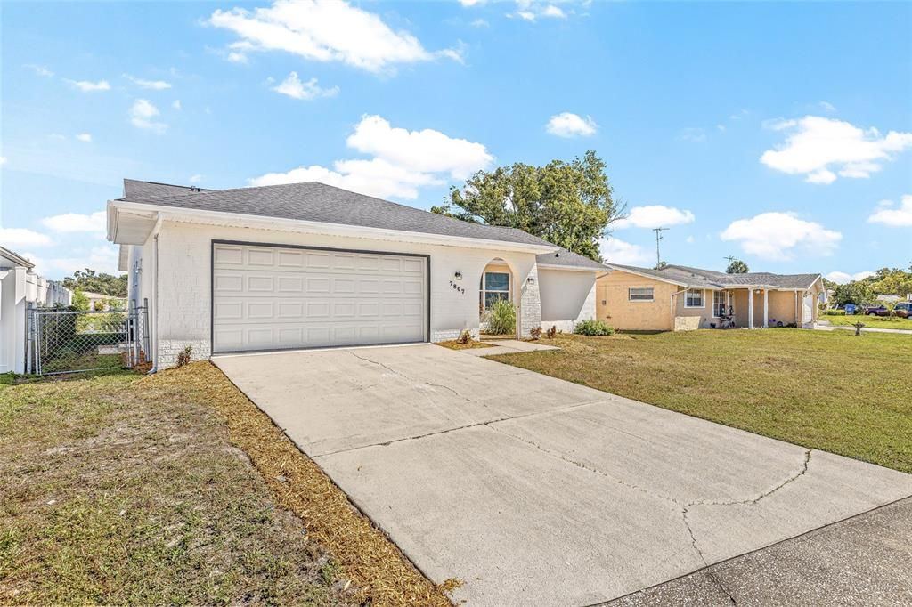 For Sale: $339,900 (4 beds, 2 baths, 1845 Square Feet)