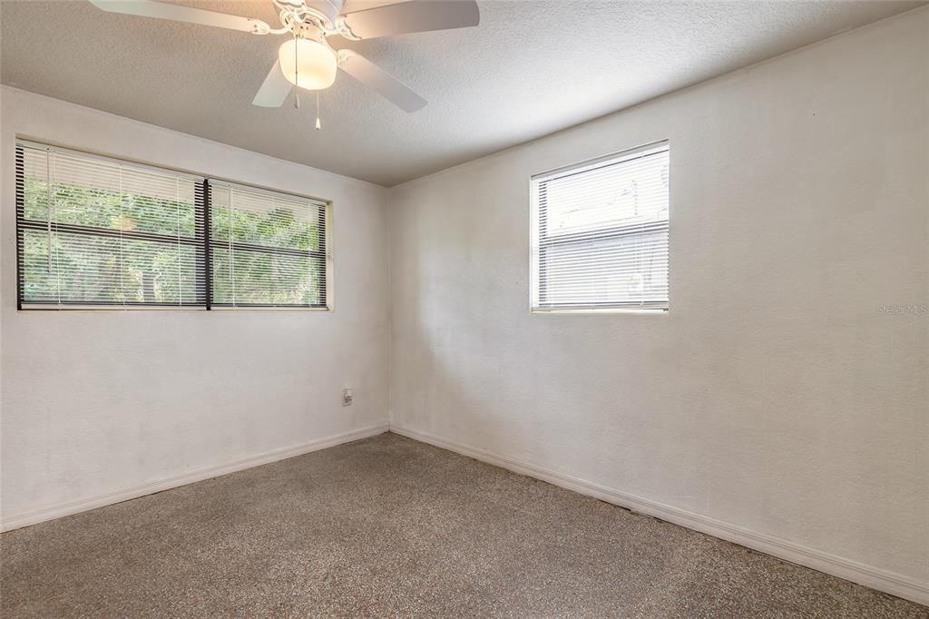 En Venta: $220,000 (3 camas, 1 baños, 950 Pies cuadrados)