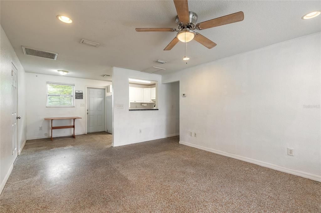 En Venta: $220,000 (3 camas, 1 baños, 950 Pies cuadrados)