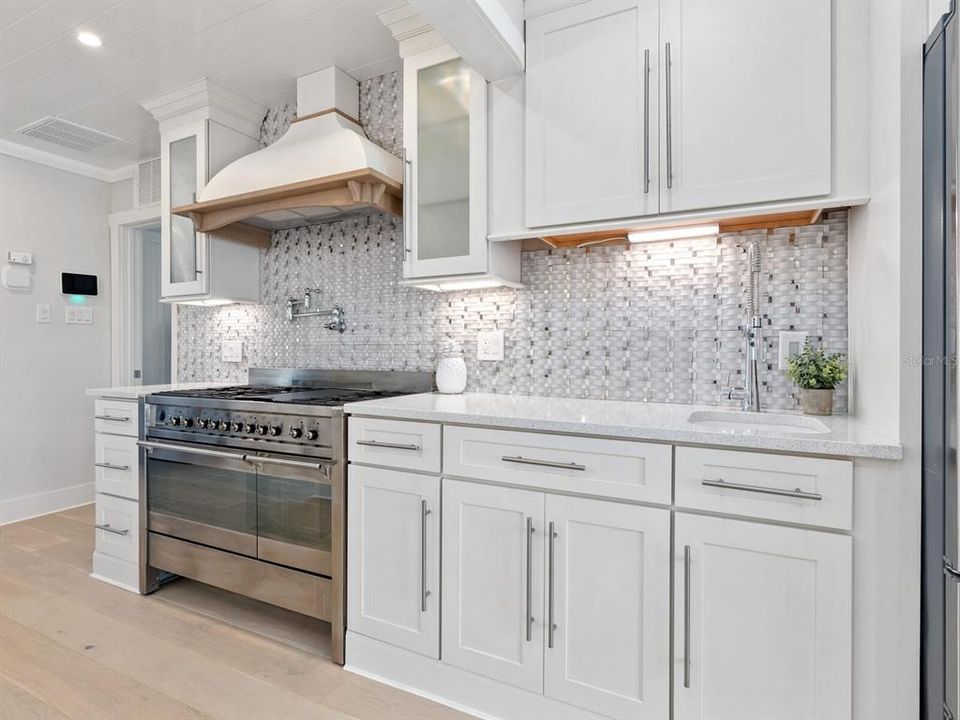 En Venta: $2,499,000 (4 camas, 3 baños, 2743 Pies cuadrados)