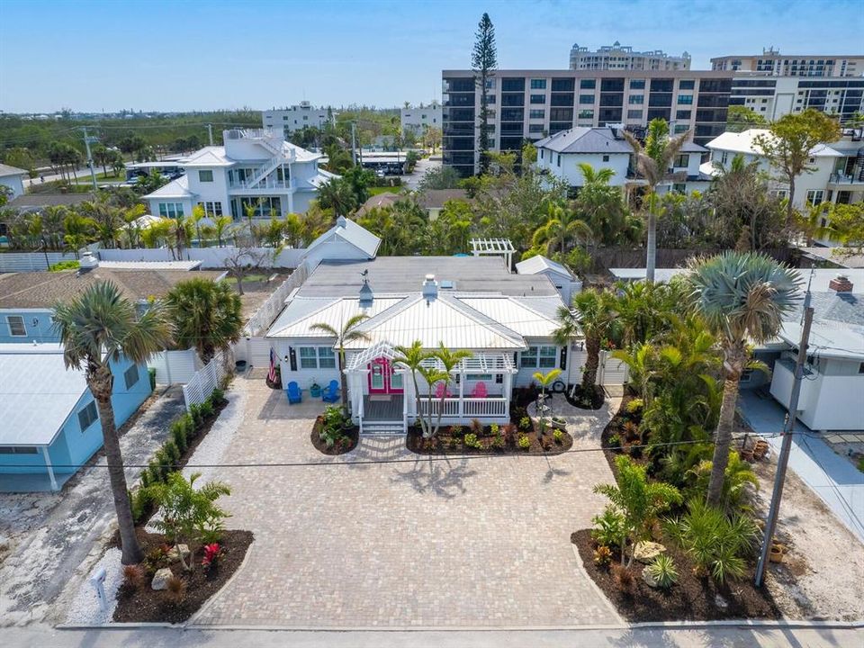 En Venta: $2,499,000 (4 camas, 3 baños, 2743 Pies cuadrados)