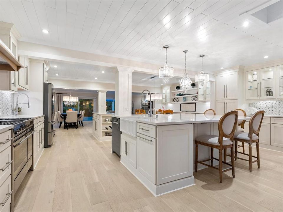 En Venta: $2,499,000 (4 camas, 3 baños, 2743 Pies cuadrados)