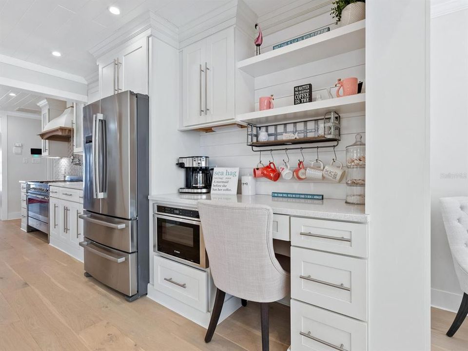 En Venta: $2,499,000 (4 camas, 3 baños, 2743 Pies cuadrados)