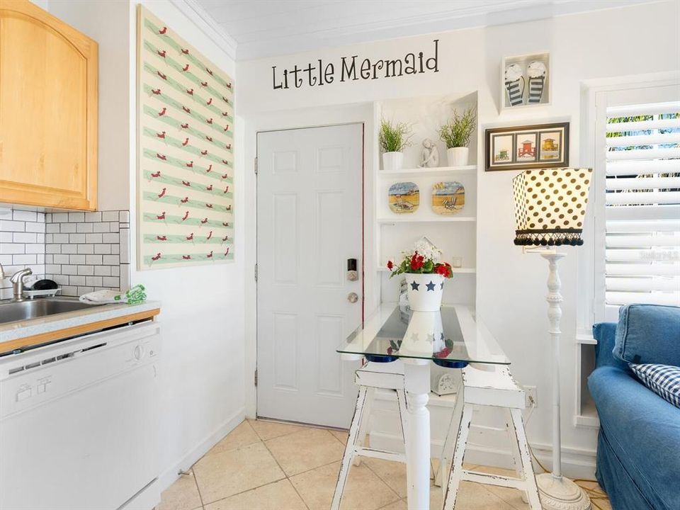 En Venta: $2,499,000 (4 camas, 3 baños, 2743 Pies cuadrados)