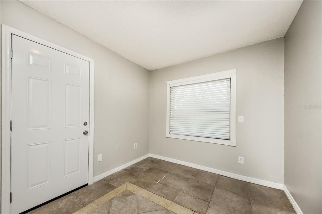 For Rent: $2,340 (4 beds, 2 baths, 1620 Square Feet)