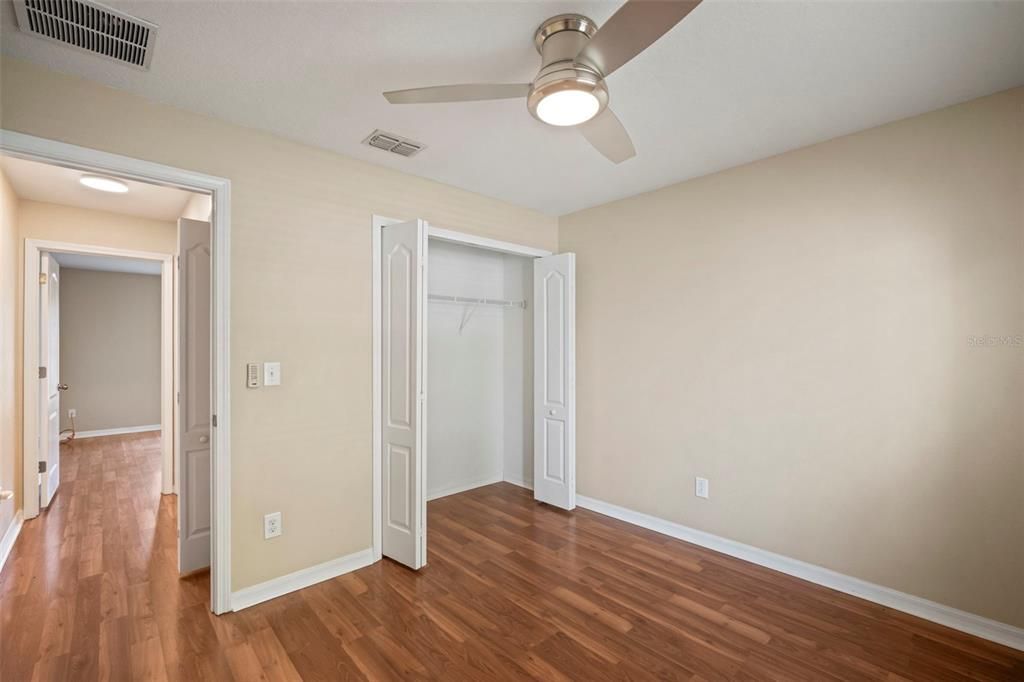 En Venta: $290,000 (3 camas, 2 baños, 1278 Pies cuadrados)