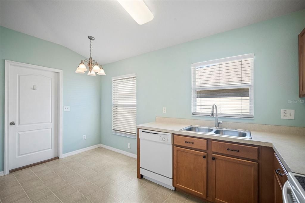 En Venta: $290,000 (3 camas, 2 baños, 1278 Pies cuadrados)