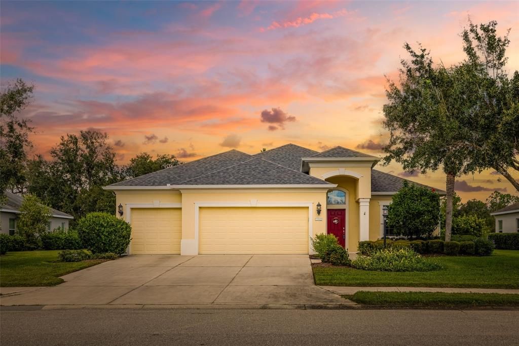 Recently Sold: $525,000 (3 beds, 2 baths, 2403 Square Feet)