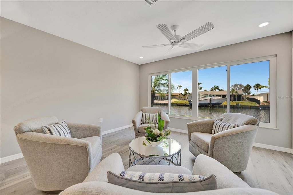 出租: $2,150 (2 贝兹, 2 浴室, 1078 平方英尺)