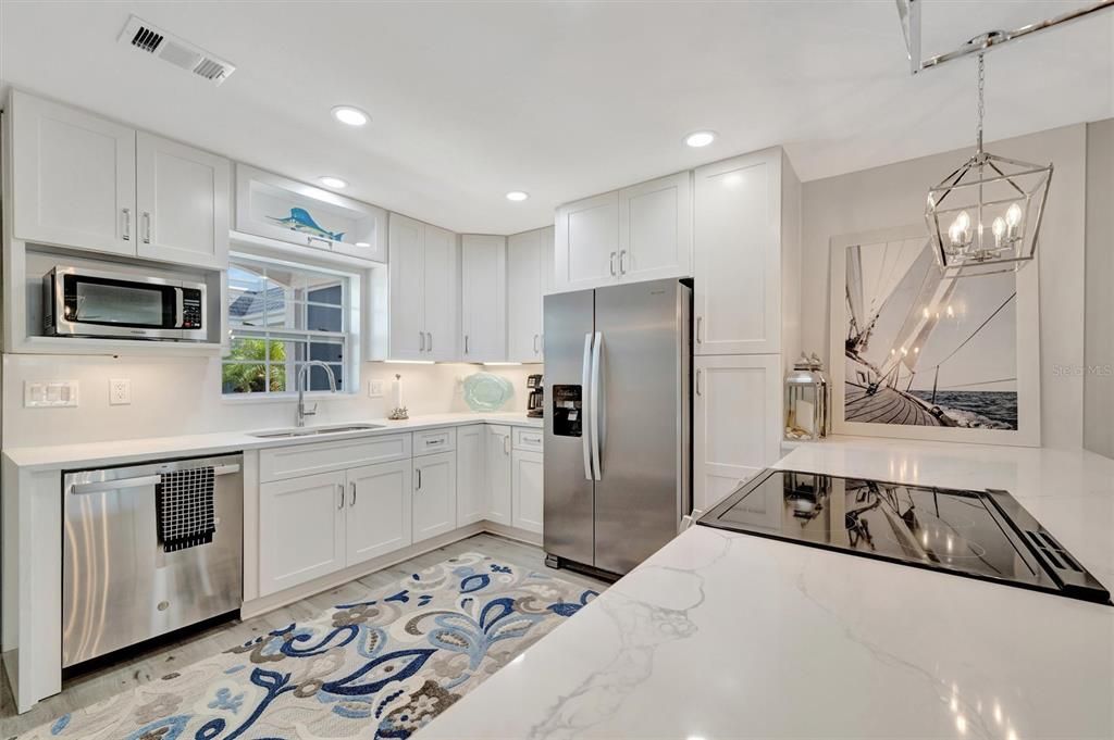 出租: $2,150 (2 贝兹, 2 浴室, 1078 平方英尺)